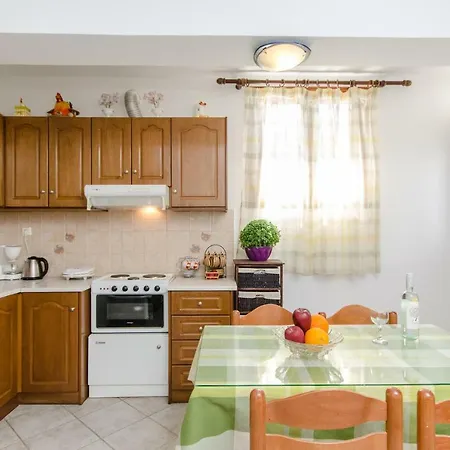 安东尼公寓 Naxos City