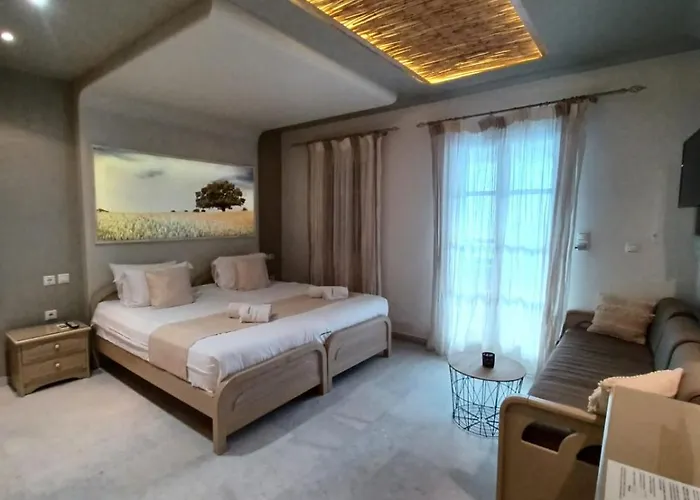 Antonia 3* Naxos City