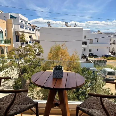Antonia Studios Aparthotel 2*