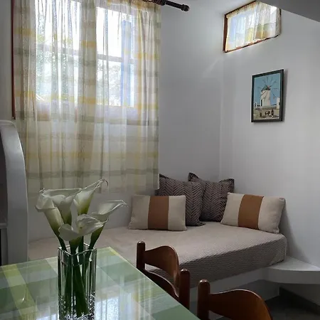 アパートホテル Antonia 3*