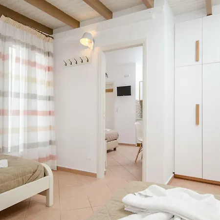 Antonia Studios