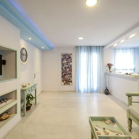 アパートホテル Antonia