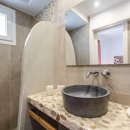 Antonia Studios Aparthotel Naxos City