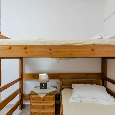 アパートホテル Antonia