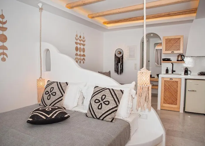 Antonia Studios Aparthotel