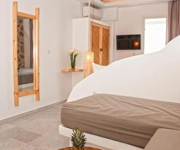 Aparthotel Antonia Studios 3*