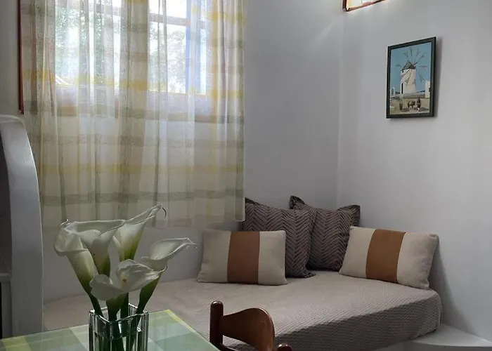 Aparthotel Antonia Studios 3*